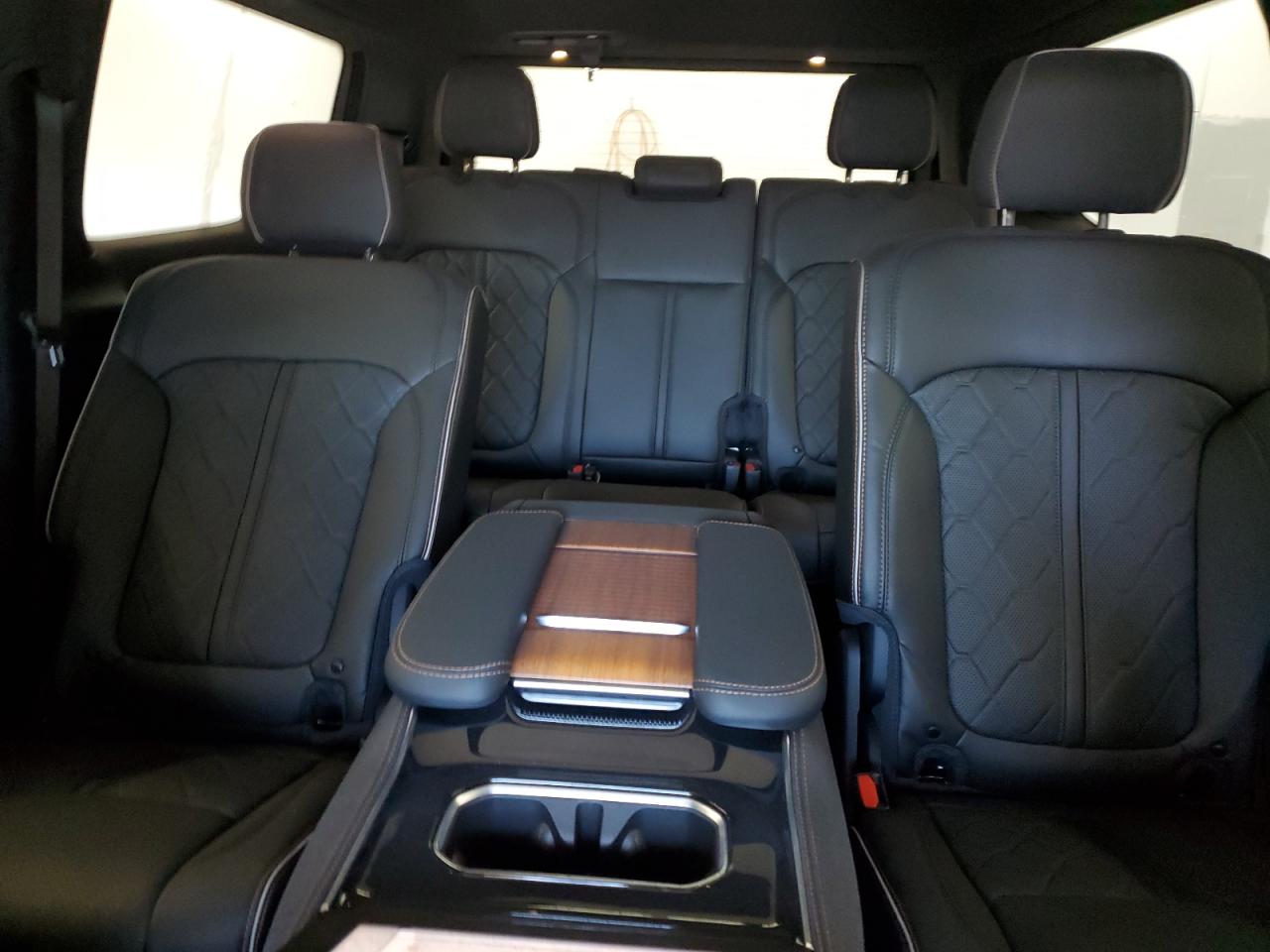 2024 JEEP GRAND WAGONEER SERIES III VIN:1C4SJVGP1RS173369