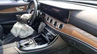 2018 Mercedes-Benz E 300 VIN: