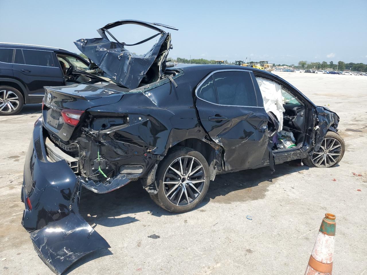 2022 TOYOTA CAMRY NIGHT SHADE VIN:4T1S11AK8NU680074