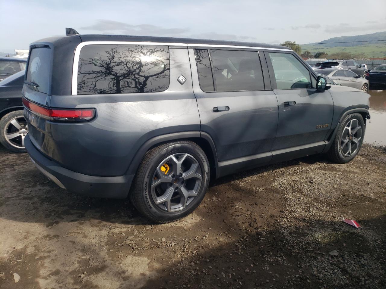 2023 RIVIAN R1S ADVENTURE VIN:7PDSGABA2PN007182