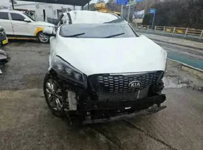 2018 Kia Sorento KNAPG81BBJA456147 VIN:KNAPG81BBJA456147