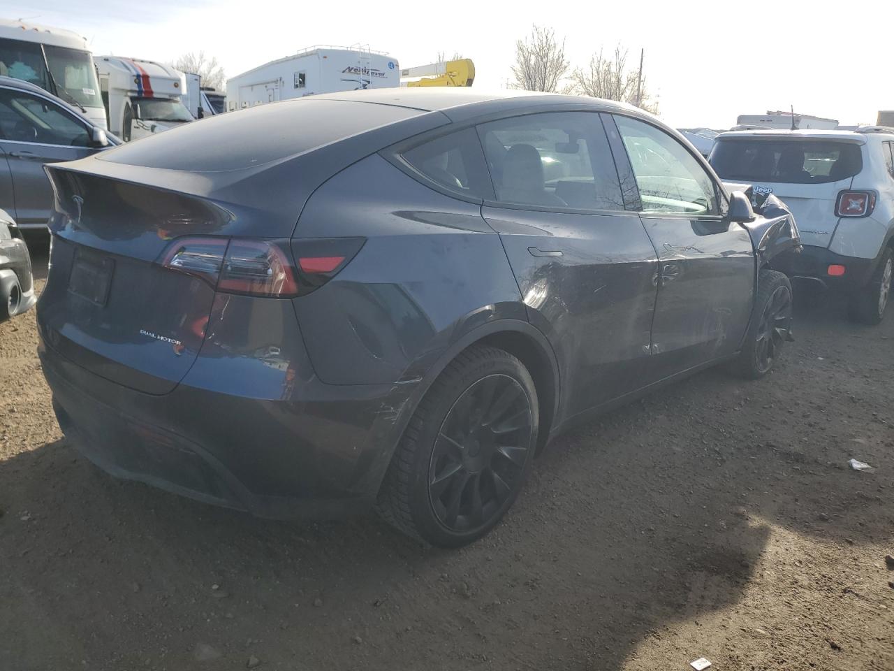 2022 TESLA MODEL Y  VIN:7SAYGAEE9NF339411