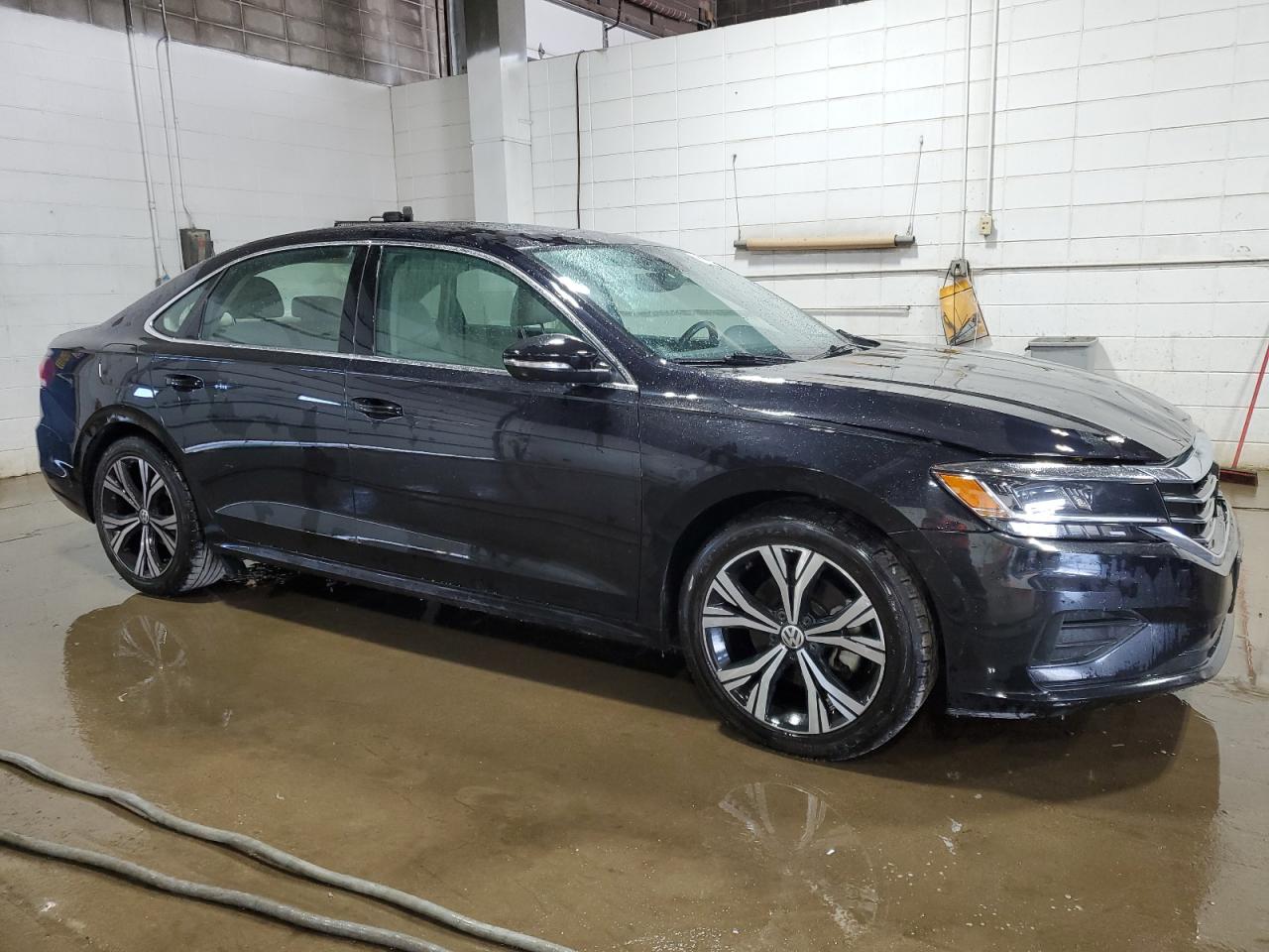 2022 VOLKSWAGEN PASSAT SE VIN:1VWSA7A39NC006180