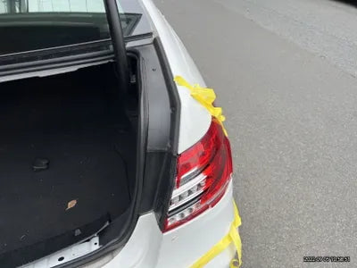 2015 Mercedes-Benz E 300 VIN: