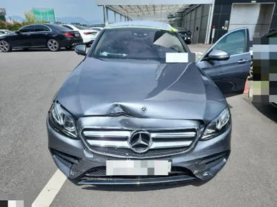 2017 Mercedes-Benz E 300 VIN: