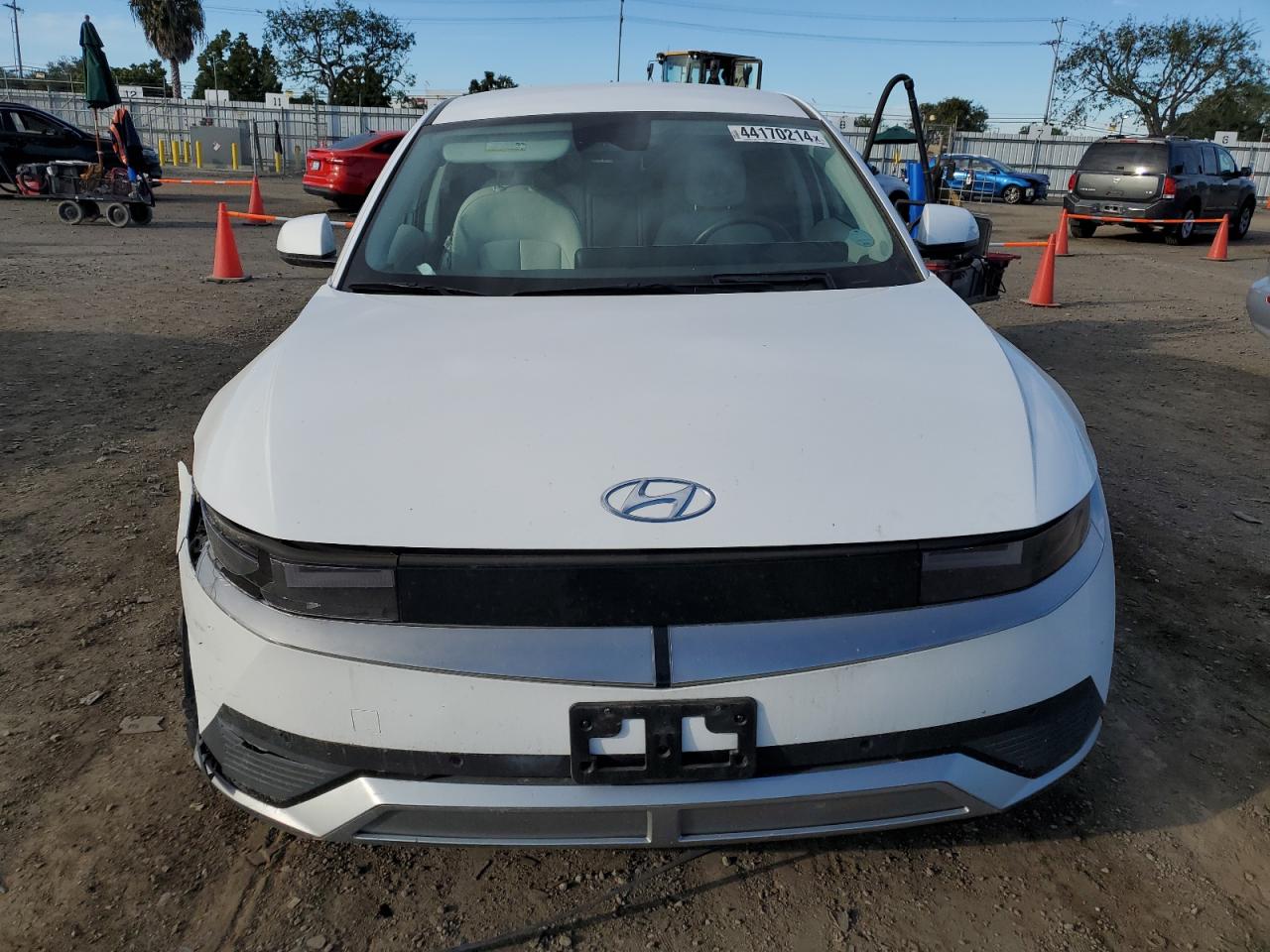 2022 HYUNDAI IONIQ 5 SEL VIN:KM8KNDAF5NU093971