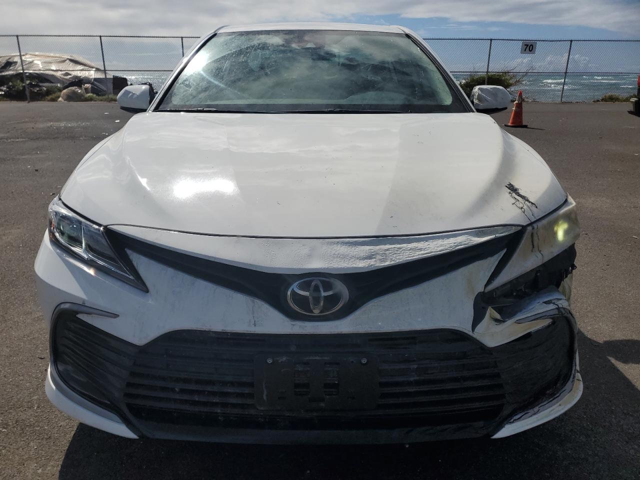 2022 TOYOTA CAMRY LE VIN:4T1C11AK2NU636754