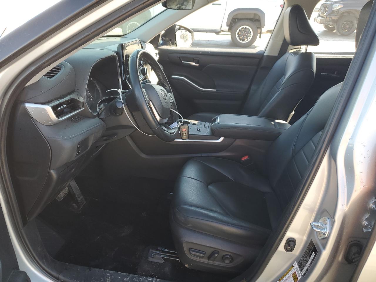 2022 TOYOTA HIGHLANDER HYBRID XLE VIN:5TDGBRCH5NS558171