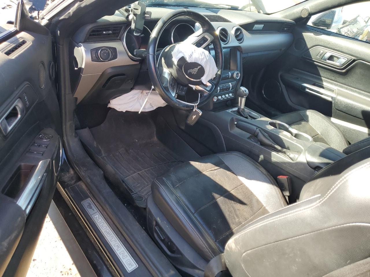 2022 FORD MUSTANG  VIN:1FATP8UH6N5104063