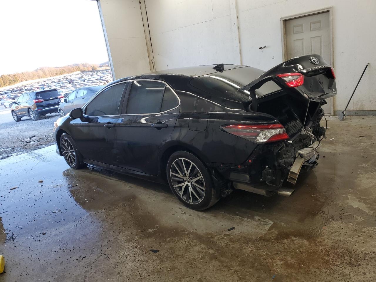 2022 TOYOTA CAMRY XLE VIN:4T1F31AK7NU577997