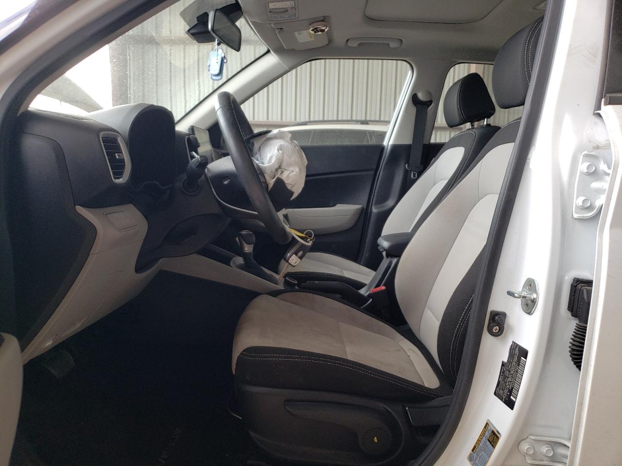 2022 HYUNDAI VENUE SEL VIN:KMHRC8A39NU201011