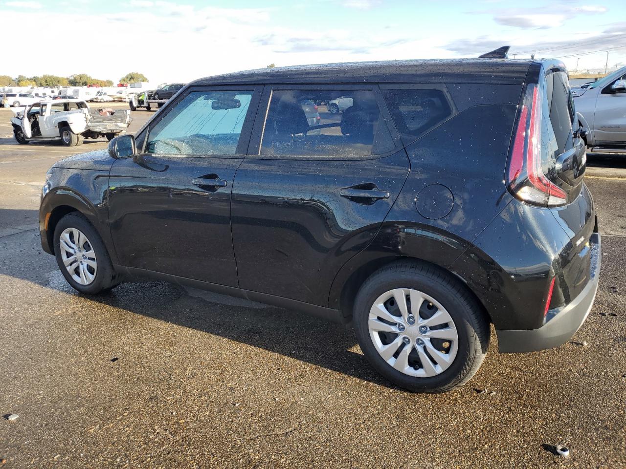 2024 KIA SOUL LX VIN:KNDJ23AU6R7228588