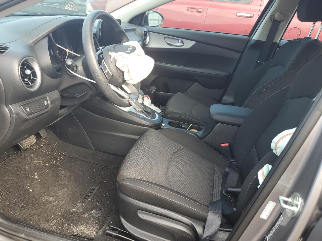 2024 KIA FORTE LX VIN:3KPF24ADXRE727504