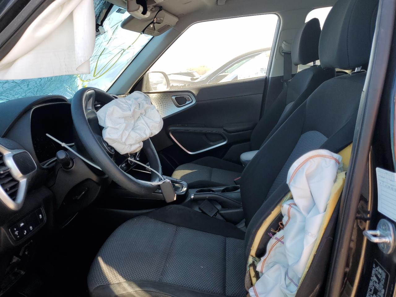 2022 KIA SOUL LX VIN:KNDJ23AU4N7157689