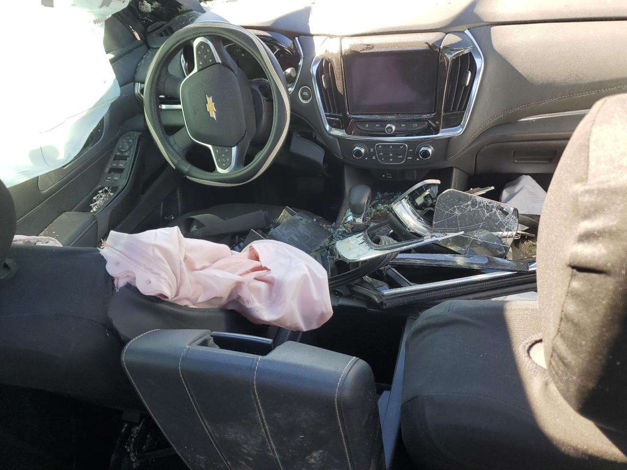 2023 CHEVROLET TRAVERSE LT VIN:1GNEVHKW6PJ273852