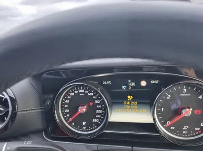 2018 Mercedes-Benz E 220 WDD1K1EB5JF038035 VIN:WDD1K1EB5JF038035