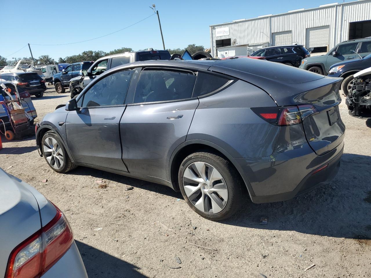 2023 TESLA MODEL Y  VIN:7SAYGAEE1PF894291