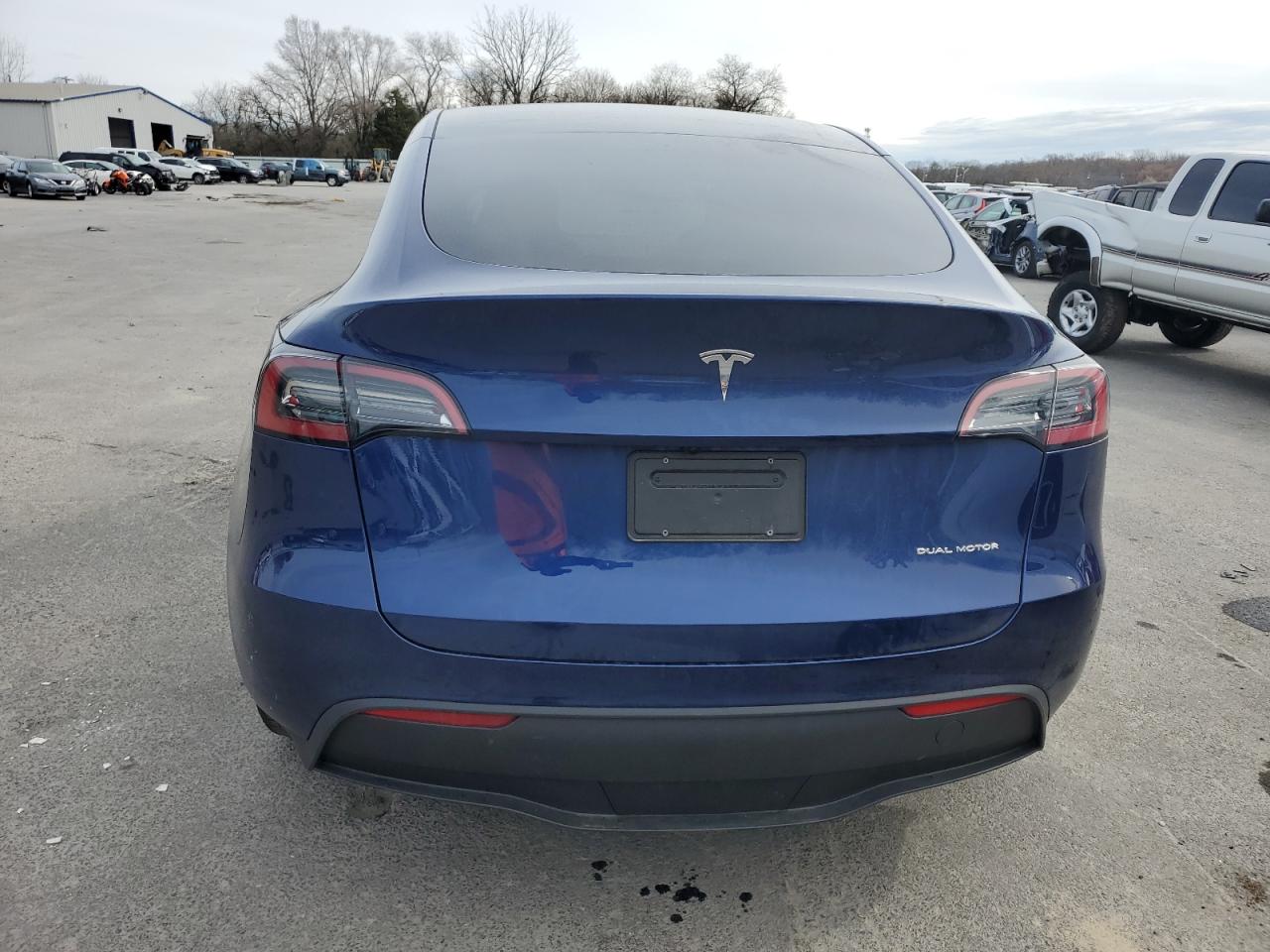 2023 TESLA MODEL Y  VIN:7SAYGDEE5PA196264