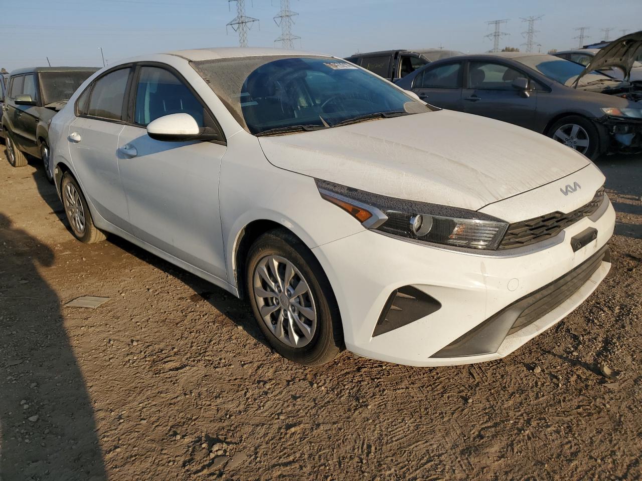 2022 KIA FORTE FE VIN:3KPF24AD2NE499220