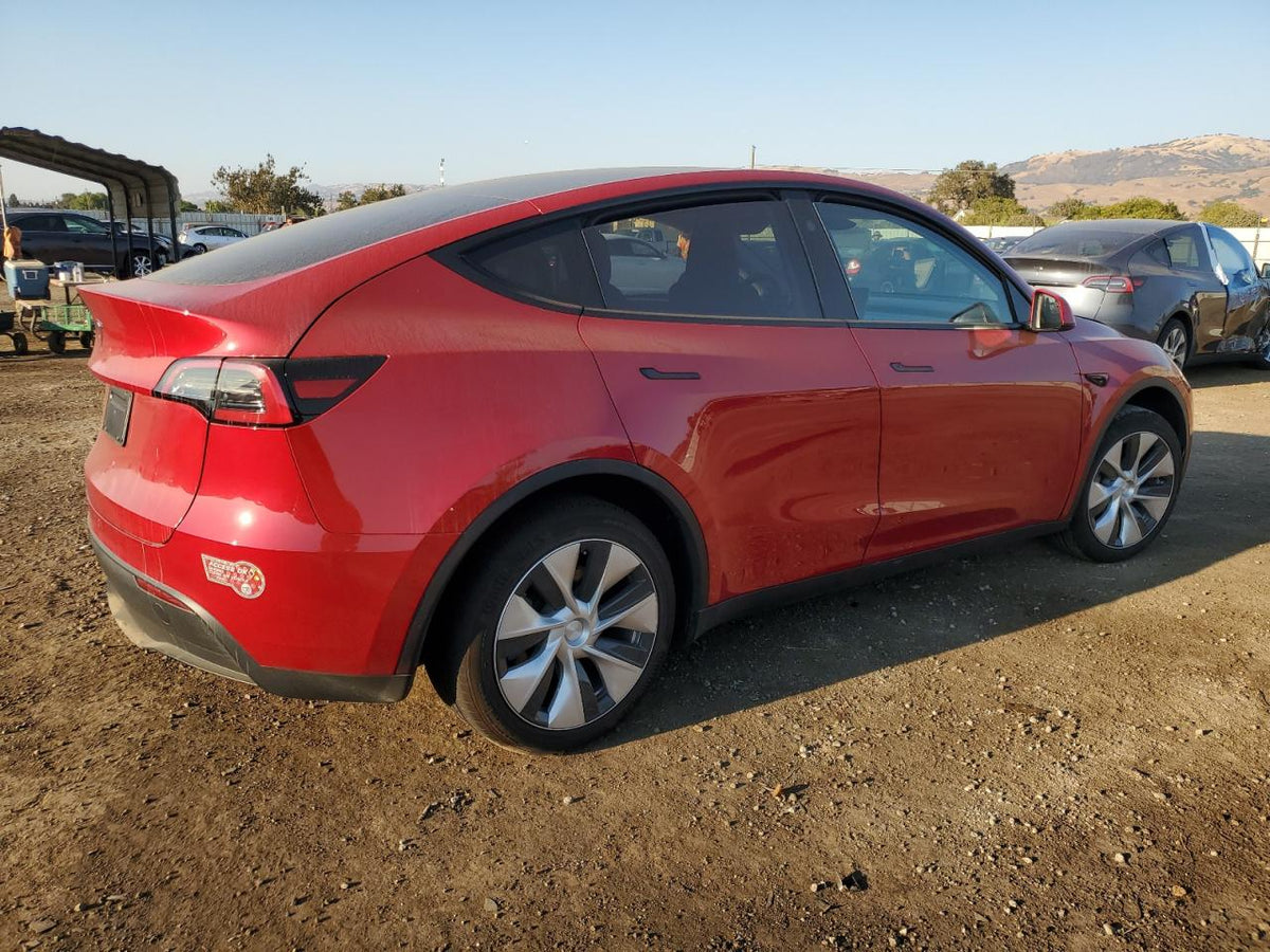 2023 TESLA MODEL Y  VIN:7SAYGDED8PF971795