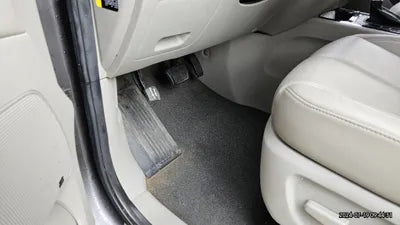 2017 Kia Carnival VIN: