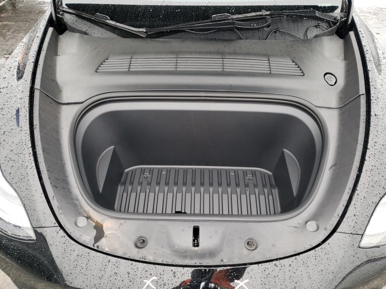 2022 TESLA MODEL Y  VIN:7SAYGDEF2NF573111