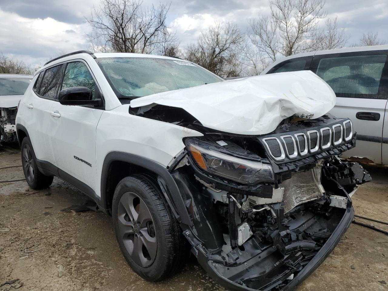 2022 JEEP COMPASS LATITUDE LUX VIN:3C4NJDFB6NT127008