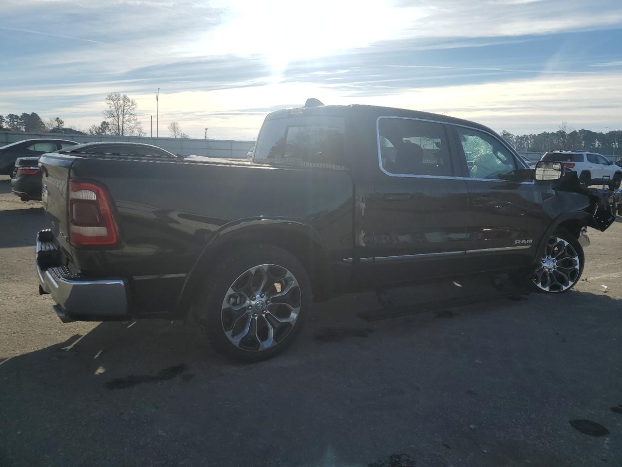 2023 RAM 1500 LIMITED VIN:1C6SRFHM8PN507385