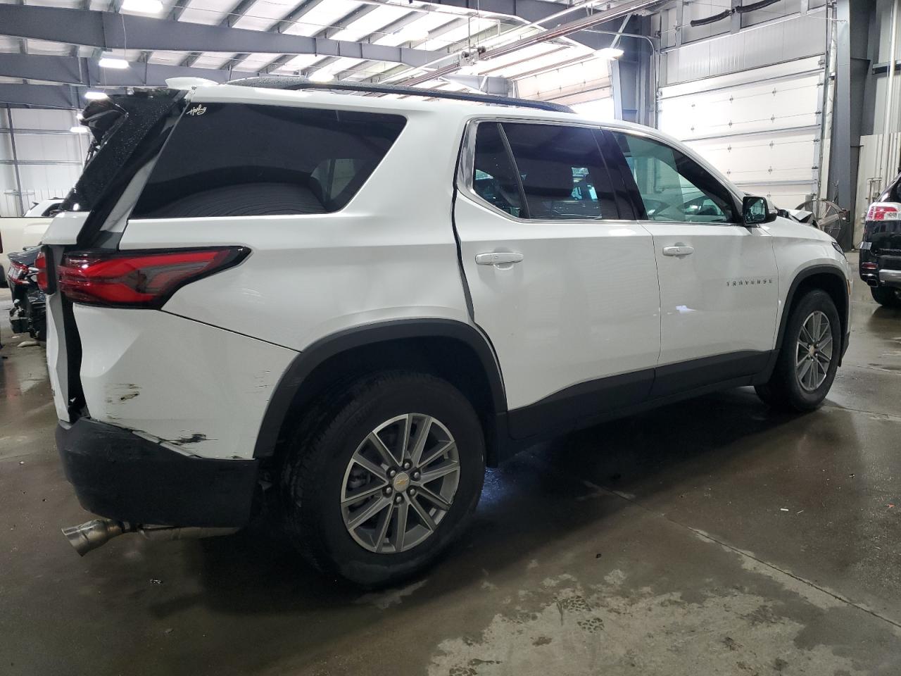 2022 CHEVROLET TRAVERSE LT VIN:1GNEVGKW5NJ143486