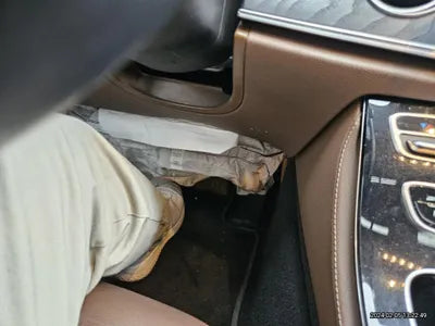 2017 Mercedes-Benz E 200 VIN: