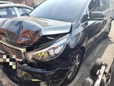 2015 Kia Carnival VIN: