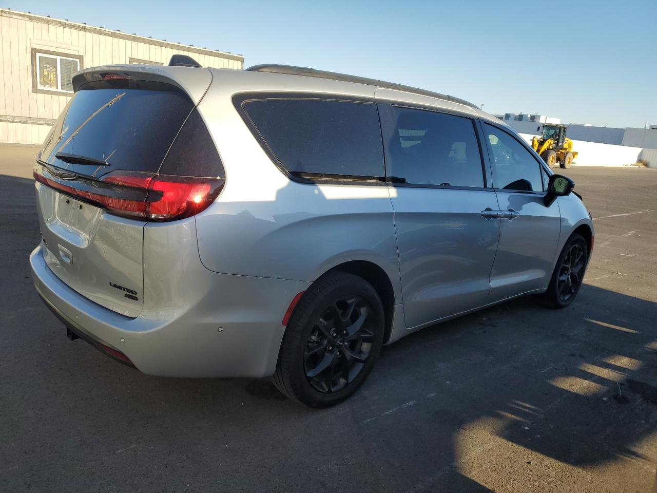 2023 CHRYSLER PACIFICA LIMITED VIN:2C4RC3GG9PR589892