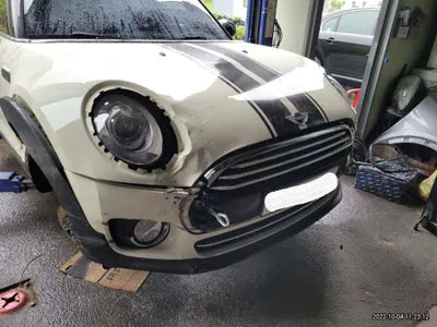 2016 MINI Clubman 246KMWMWLR9101G2B VIN:246KMWMWLR9101G2B