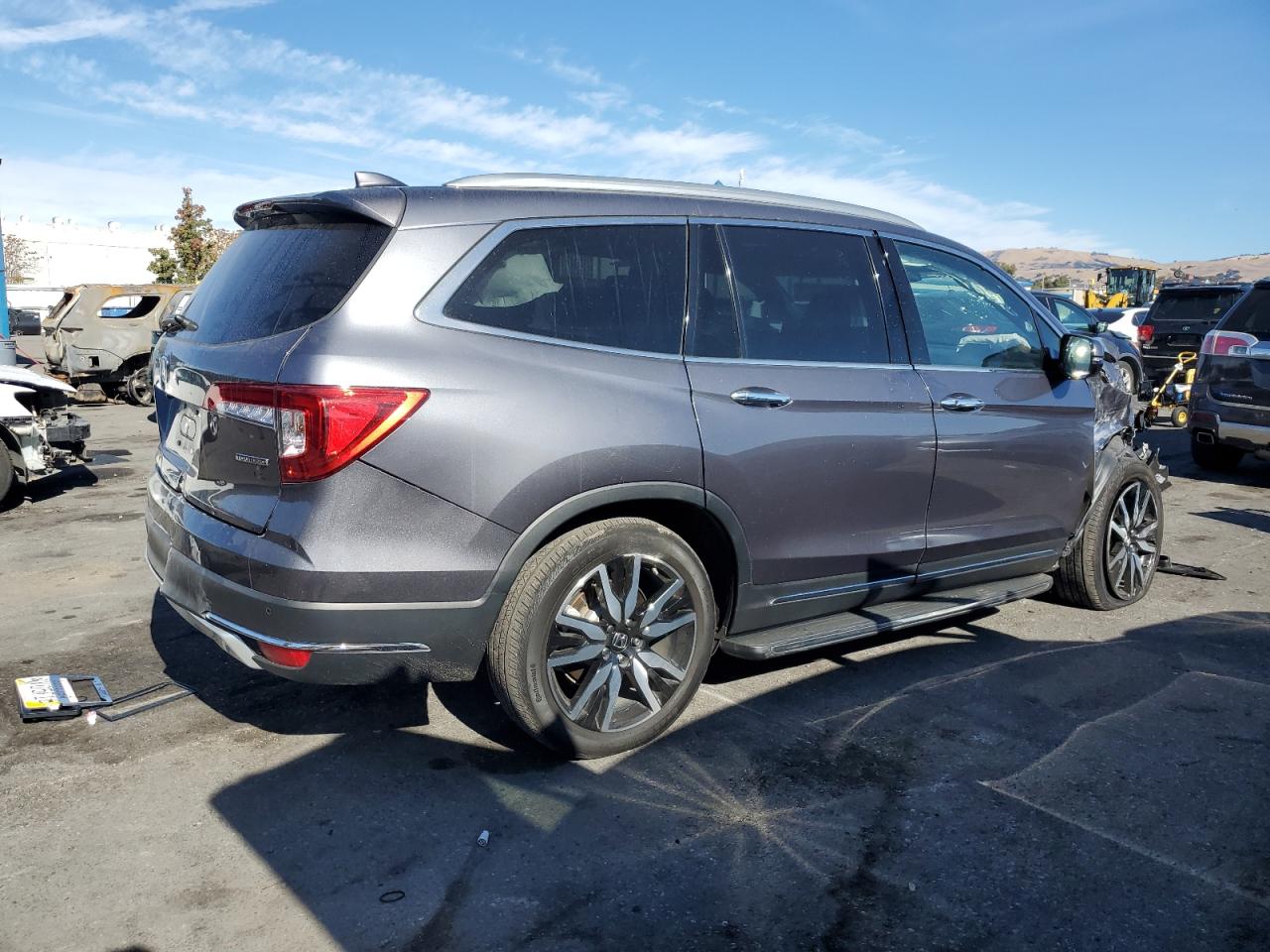 2022 HONDA PILOT TOURING VIN:5FNYF5H63NB029735
