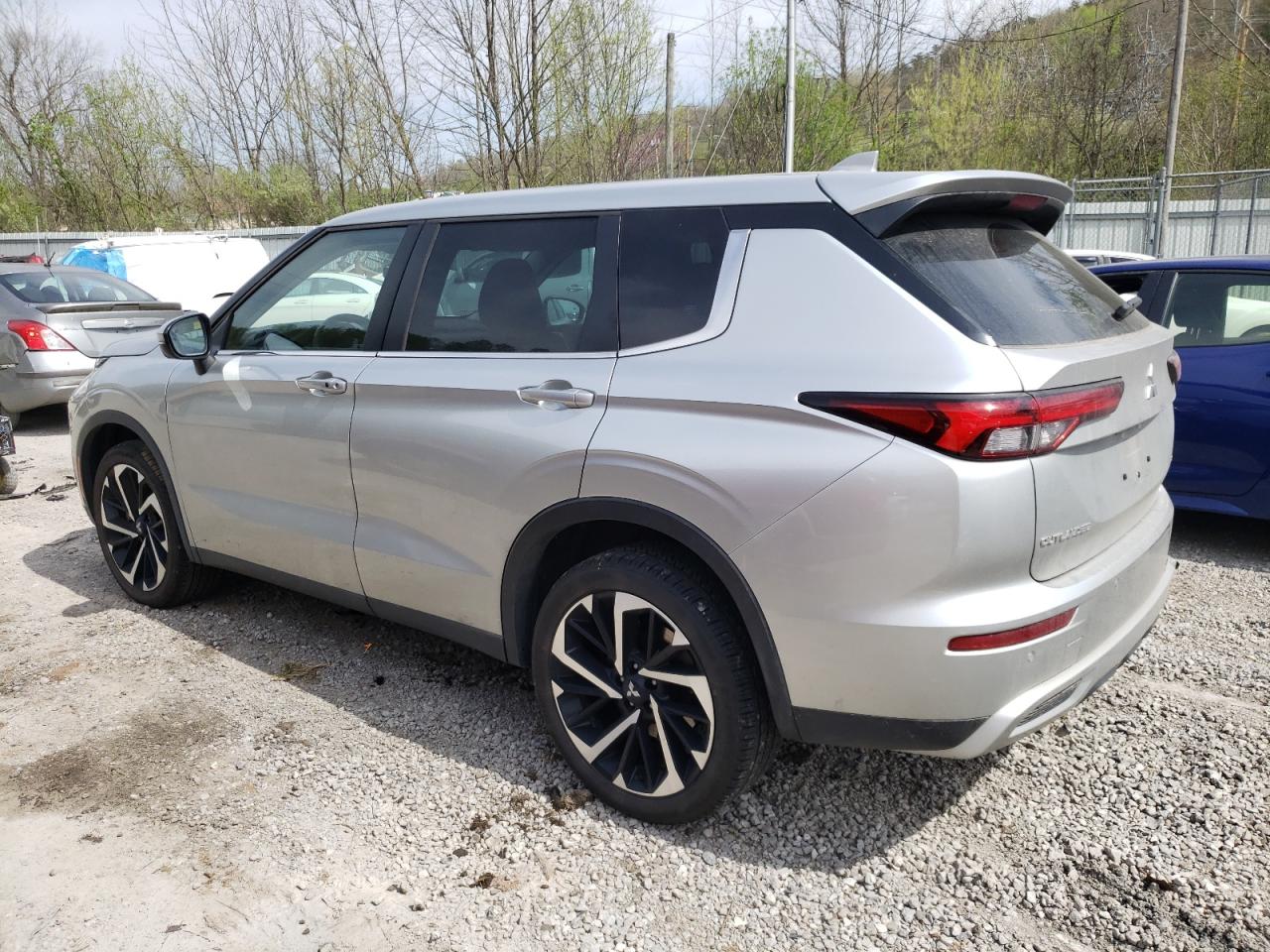 2022 MITSUBISHI OUTLANDER SE VIN:JA4J4UA82NZ072691