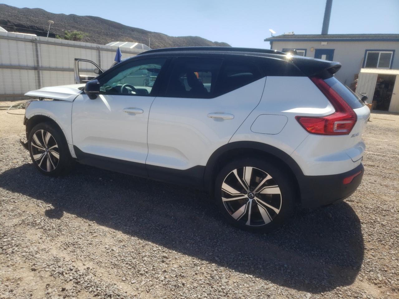 2022 VOLVO XC40 P8 RECHARGE ULTIMATE VIN:YV4ED3UBXN2700124