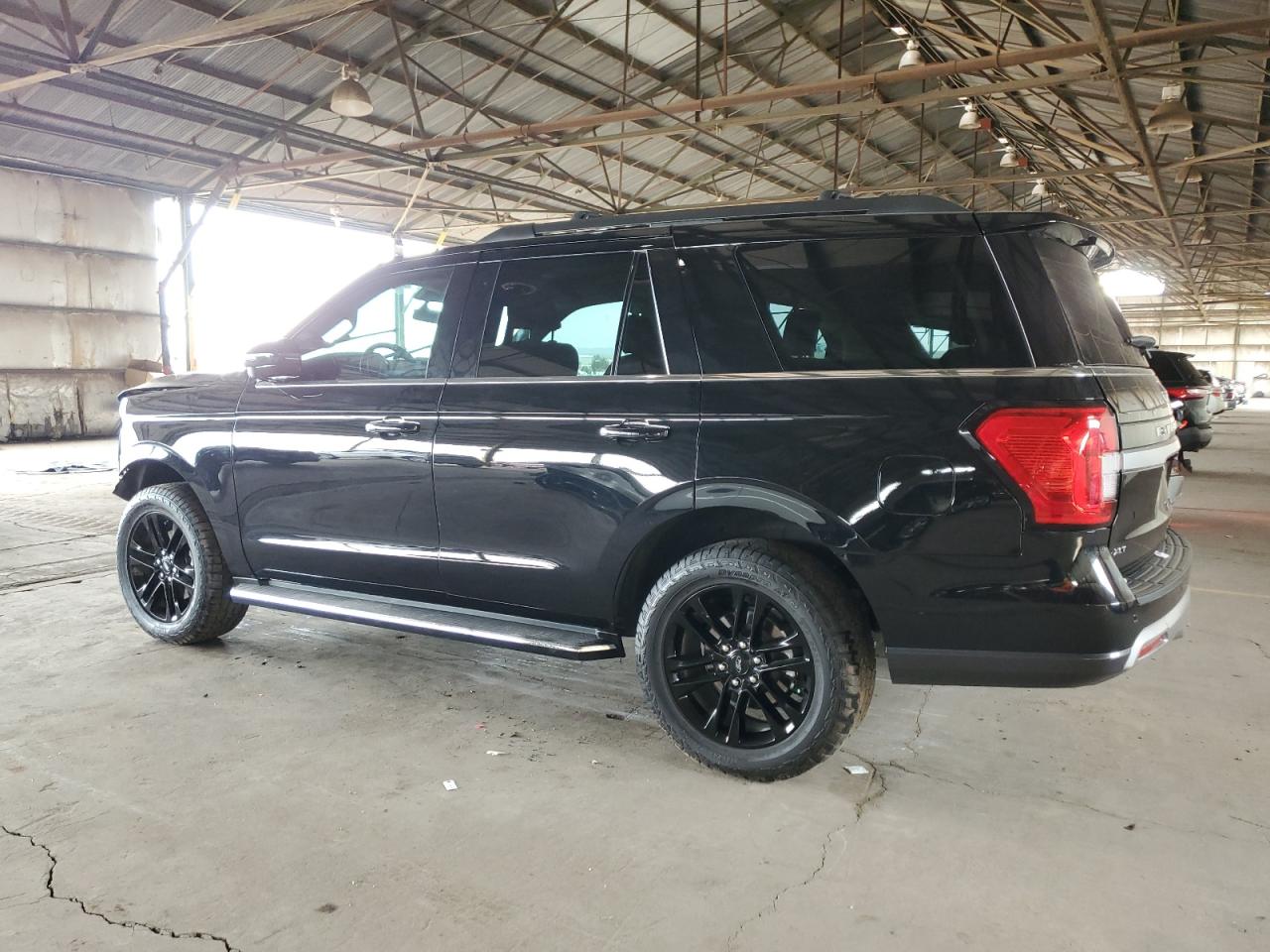 2023 FORD EXPEDITION XLT VIN:1FMJU1J86PEA14402