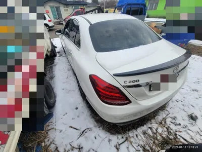 2016 Mercedes-Benz C 200 VIN: