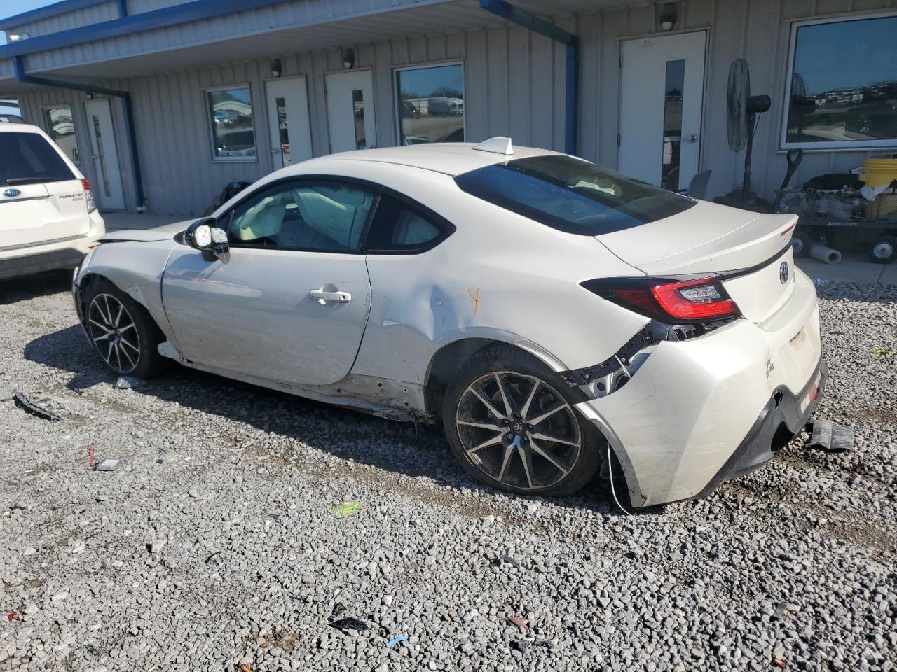 2023 TOYOTA GR 86  VIN:JF1ZNBB15P9760379