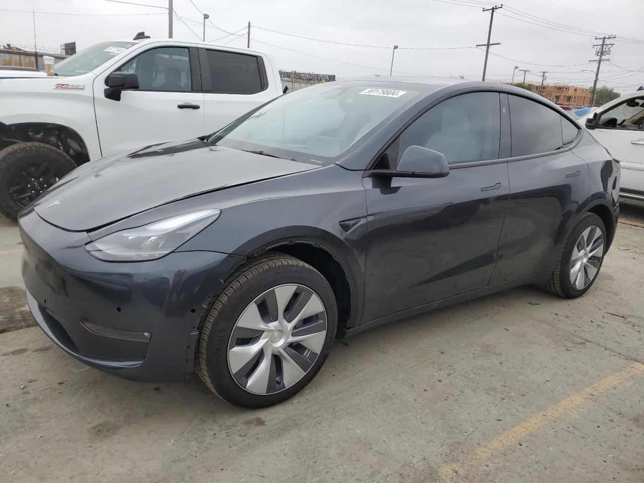 2024 TESLA MODEL Y  VIN:7SAYGAEE9RF044508