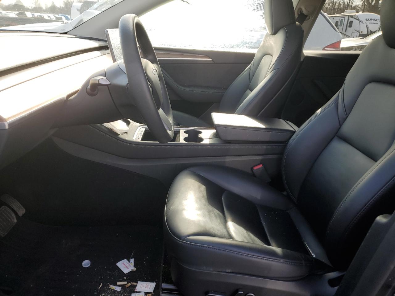 2023 TESLA MODEL Y  VIN:7SAYGDEE6PF841748