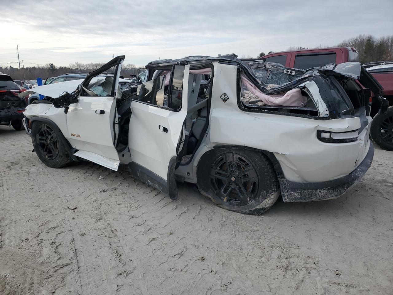 2023 RIVIAN R1S ADVENTURE VIN:7PDSGABA7PN014807