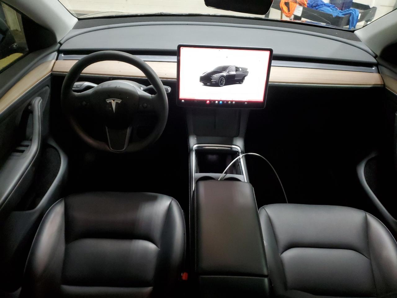 2023 TESLA MODEL Y  VIN:7SAYGDEE8PA161640