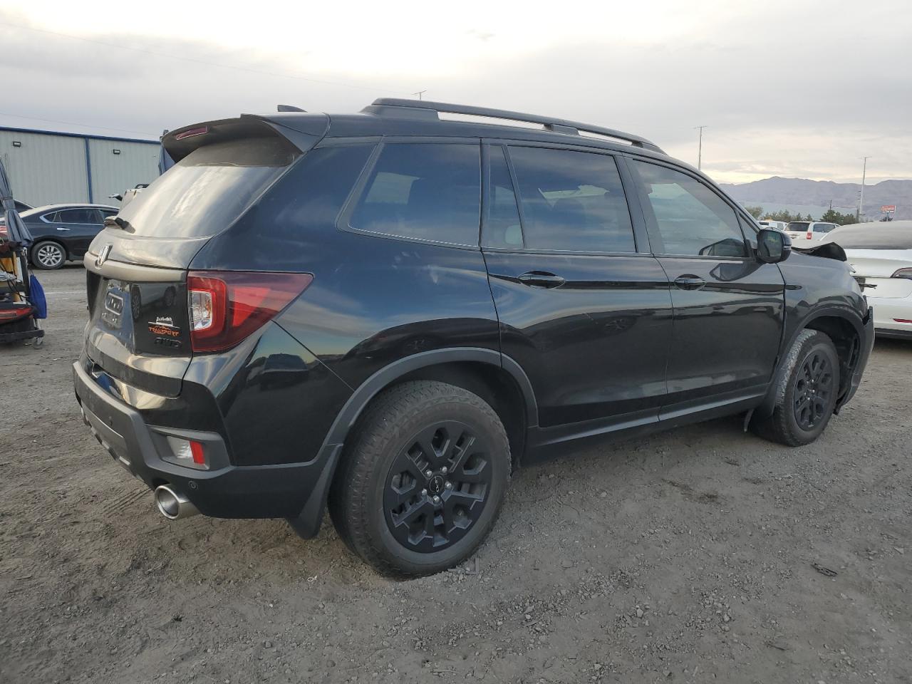 2022 HONDA PASSPORT TRAIL SPORT VIN:5FNYF8H62NB014595