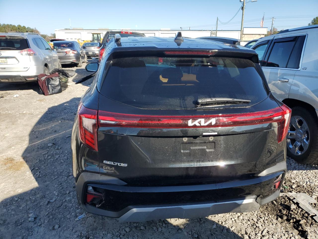 2024 KIA SELTOS EX VIN:KNDER2AA1R7525779