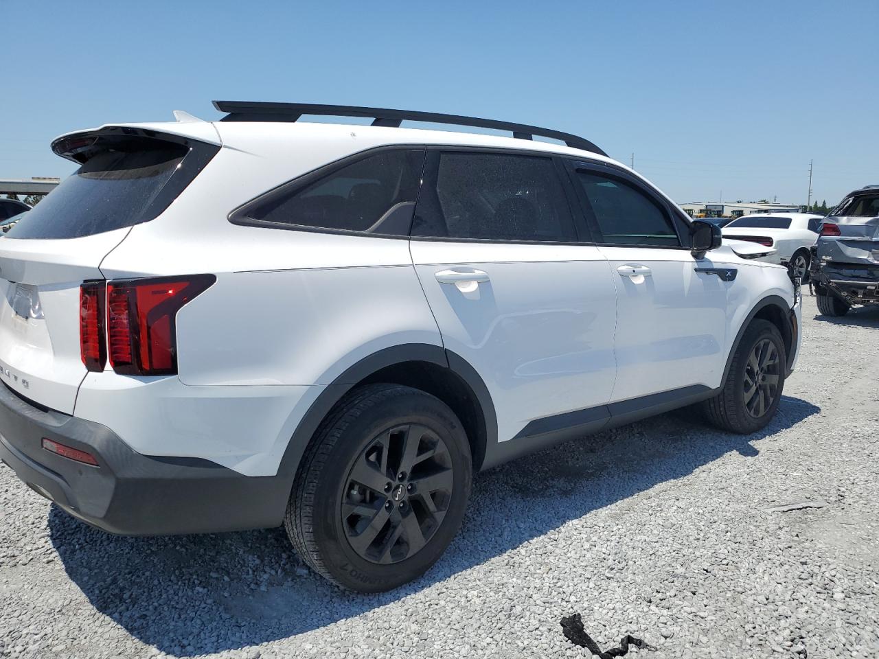 2022 KIA SORENTO S VIN:5XYRLDLC5NG121703