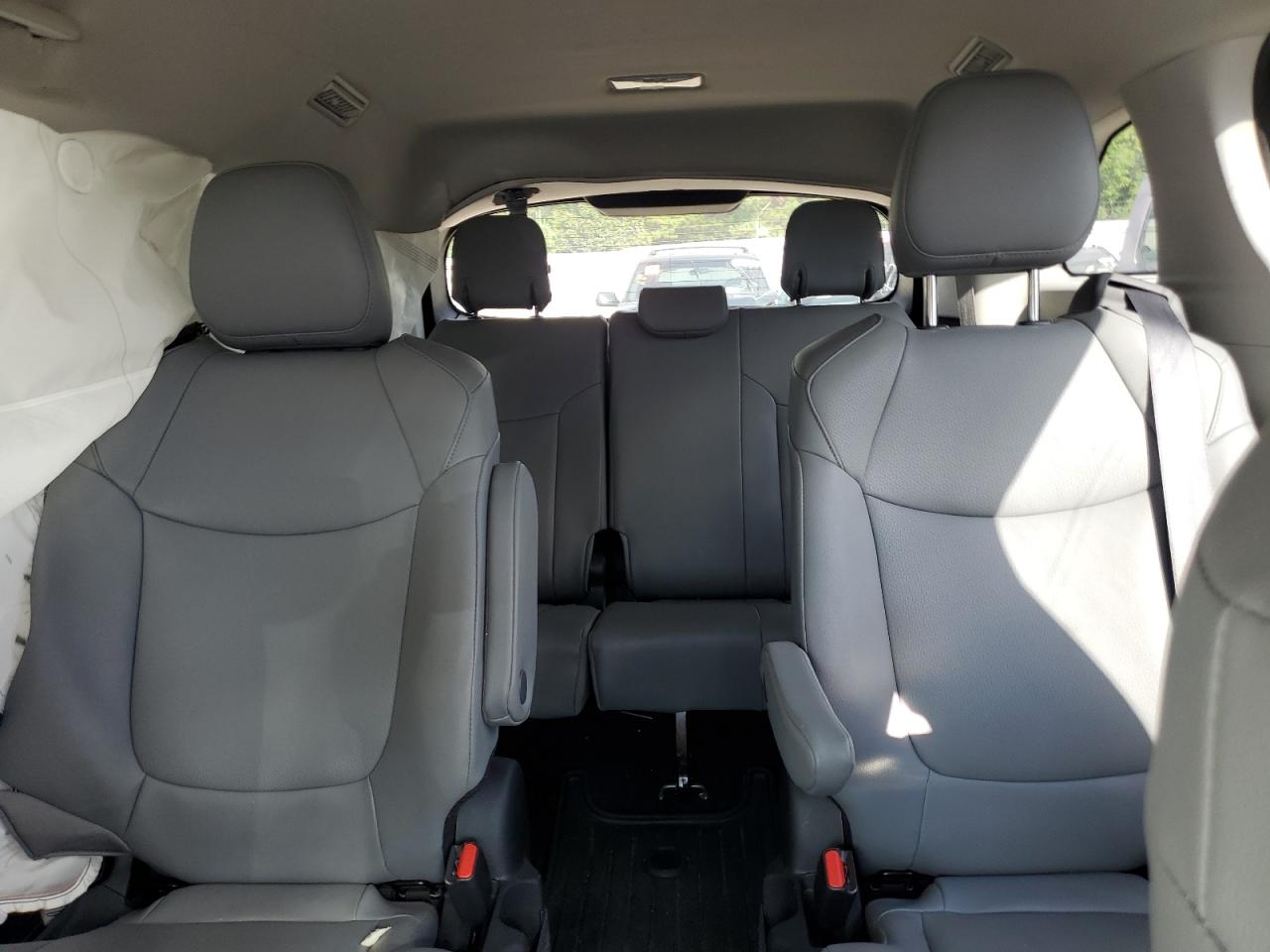 2023 TOYOTA SIENNA XLE VIN:5TDJSKFC3PS091655