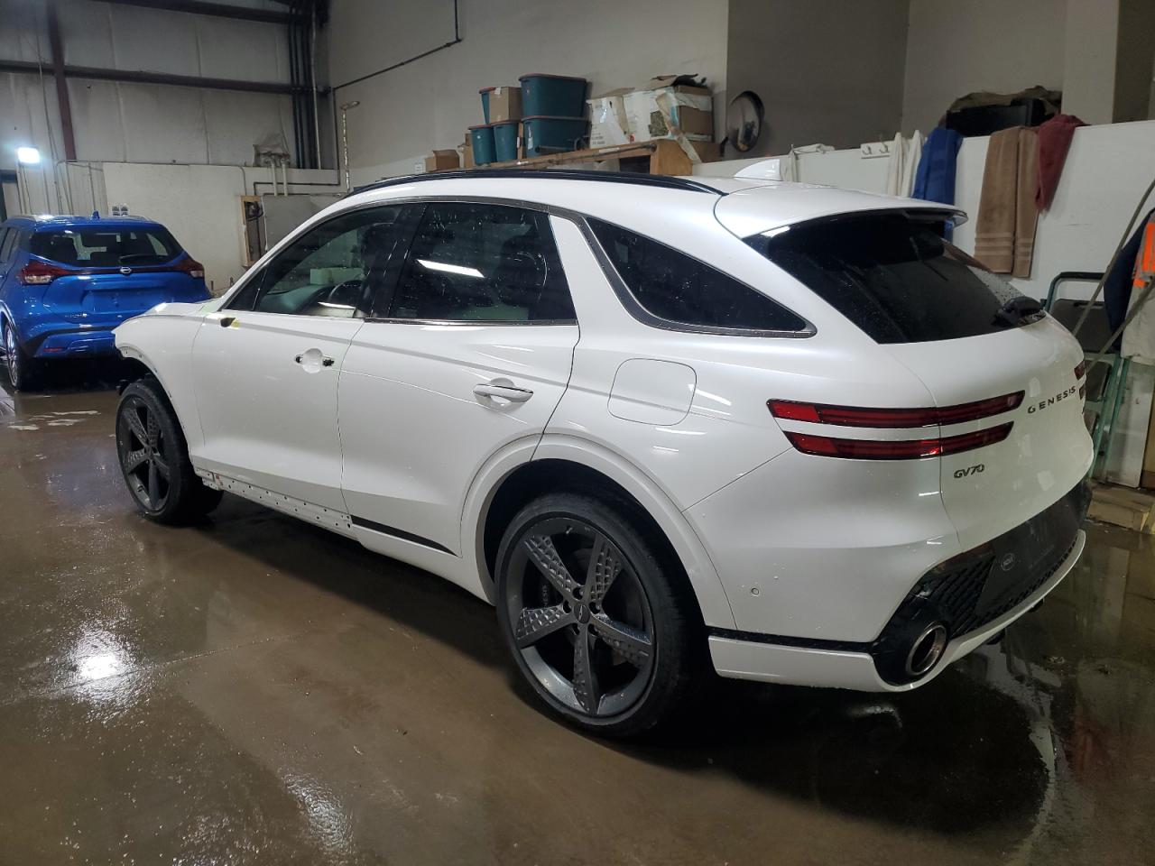 2023 GENESIS GV70 BASE VIN:KMUMCDTC7PU085781