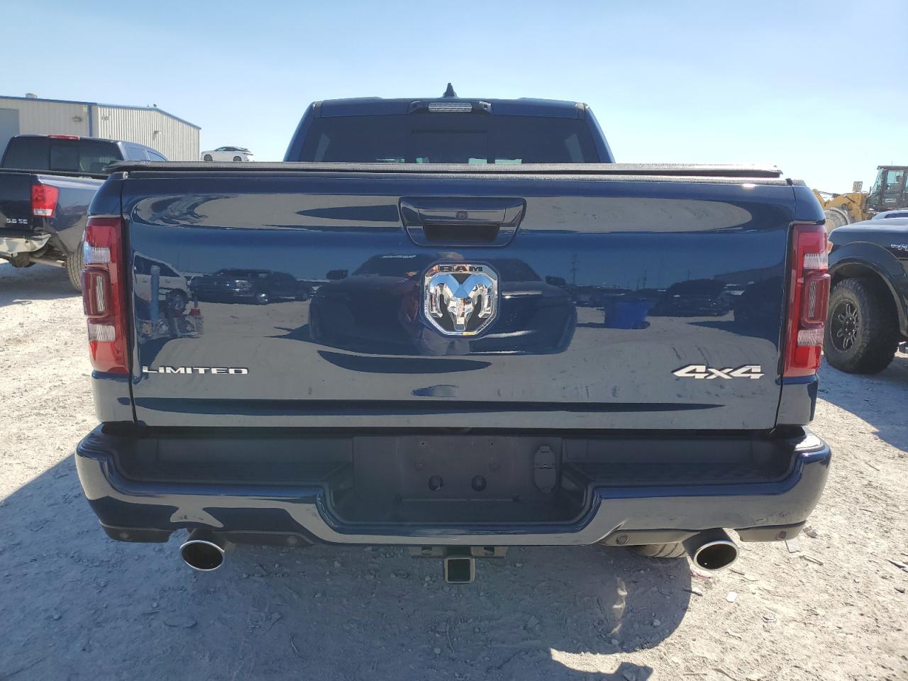 2023 RAM 1500 LIMITED VIN:1C6SRFHT6PN555619