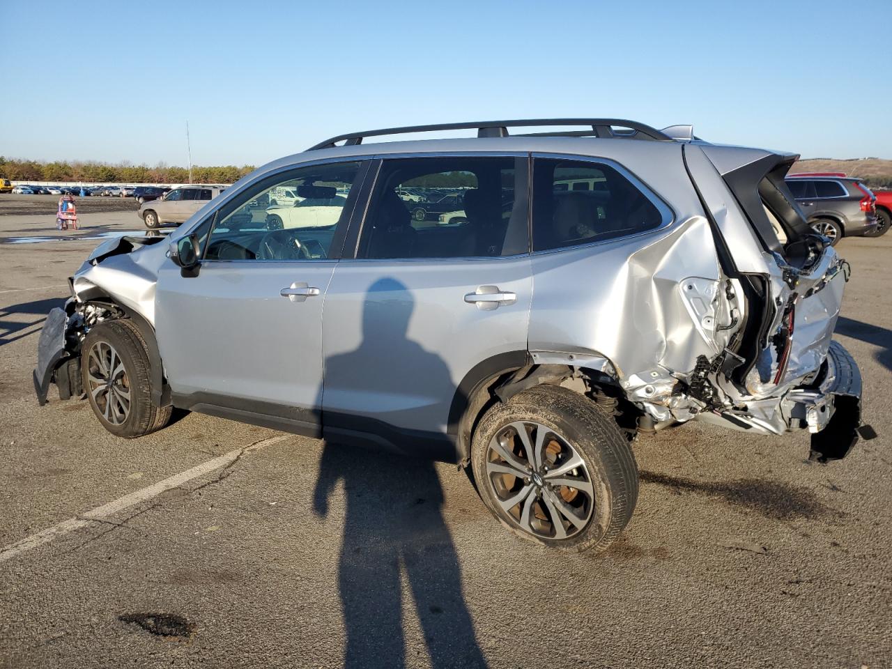 2022 SUBARU FORESTER LIMITED VIN:JF2SKANC8NH477197